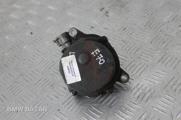 Вакуумный насос BMW X5 E70 2008 11667791232