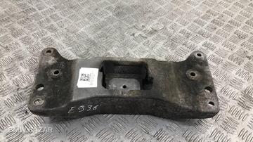 Кронштейн коробки (балка кпп) BMW 5 F10/F11 F10