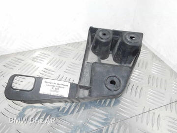 Кронштейн крепления бампера BMW X3 E83 2006