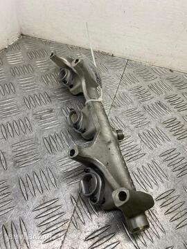 Топливная рампа BMW X3 G01 2020 13537643082