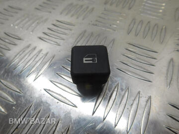 Кнопка центрального замка BMW 7 E38 рест. 2001