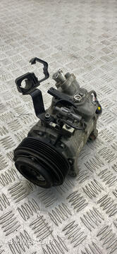 Компрессор кондиционера BMW 5 F10/F11 2011 9225703