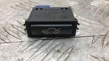 Кнопка открытия багажника BMW X5 E53 2003