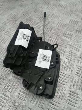 Замок двери передней правой BMW X5 F15 2014