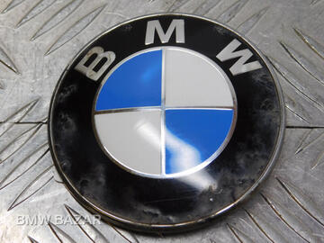 Значок капота BMW 5 E60/E61 2007 8132375