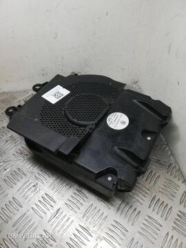 Сабвуфер правый нижний BMW 7 E65/E66 рест. E66