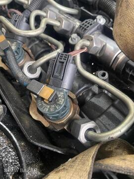 Форсунка топливная BMW 3 E92/E93 2010 13537810702