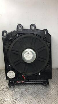 Сабвуфер правый BMW 5 E60/E61 2005 65136919354