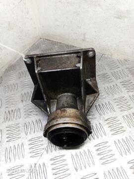 Кронштейн полуоси BMW 5 F10/F11 F10 2013