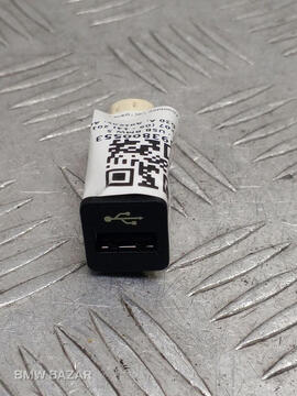 Разъем AUX / USB BMW 5 F10/F11 2011 61319167196