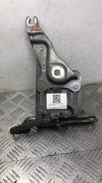 Петля капота левая BMW X5 E70 2007 7148347