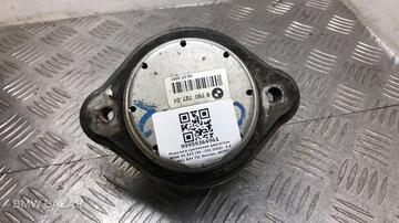 Подушка крепления двигателя BMW X5 E53 2002