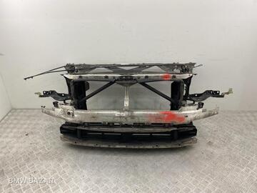 Передняя панель (телевизор) BMW 7 G11/G12 G11 2018