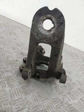 Кулак задний правый BMW X5 E53 2002 1095242