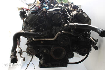 Патрубок охлаждения верхний BMW 7 E38 рест. 2001