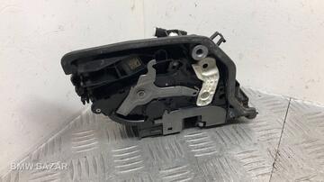 Замок двери передней правой BMW 5 G30/G31 G30 2019