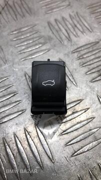 Кнопка открытия багажника BMW X3 G01 2019