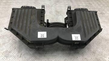 Корпус воздушногo фильтра BMW X5 E70 2008