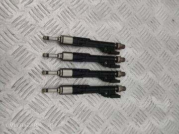 Форсунка топливная BMW 2 F22/F23 2015 13647639994