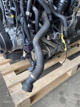 Патрубок охлаждения BMW 7 G11/G12 G11 2018 7807157