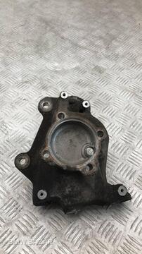Кулак передний правый BMW 3 E90/E91 E90 2007