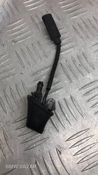 Форсунка омывателя BMW 3 E90/E91 2006 8365385