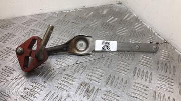 Кронштейн глушителя BMW 5 GT F07 2011 18207823262