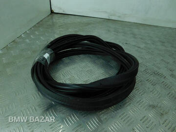 Уплотнитель багажника BMW X5 E70 2007 51767177284