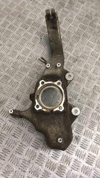 Кулак передний левый BMW X5 E70 2008 31216773783