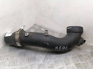 Патрубок интеркулера BMW 5 F10/F11 F10 2013