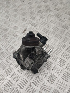 ТНВД BMW 5 F10/F11 F10 2012 13517823456