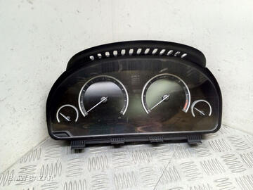 Панель приборов (щиток) BMW 5 F10/F11 рест. F10