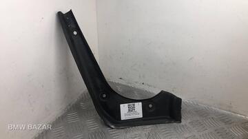 Водосток крышки багажника правый BMW 6 51717124910