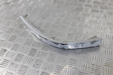 Ус под фонарь левый BMW 7 E65/E66 2004 7012287