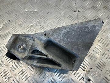 Кронштейн двигателя BMW X5 E70 2009 22116772680