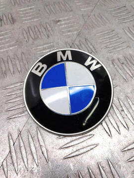 Значок (эмблема) крышки багажника BMW 5 F10/F11