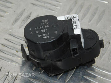 Моторчик заслонки печки BMW 5 E60/E61 2007 6942988